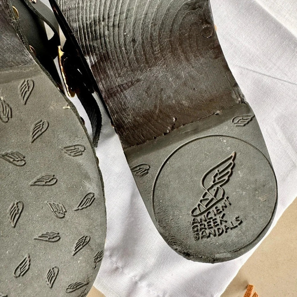 Ancient Greek Sandals Women’s Black Classic Closed Clog - Picture 9 of 13